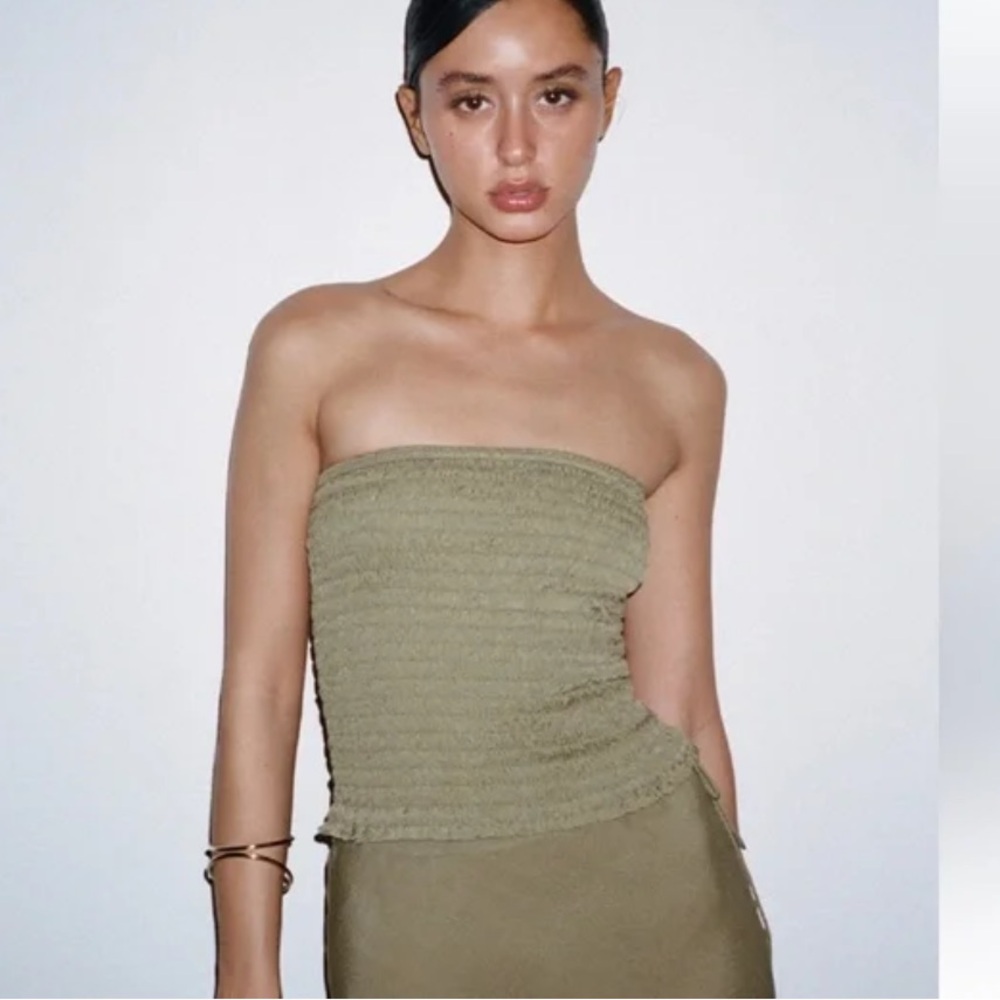 Realisation Par Tara khaki green Olive Green ruched sleeveless Top